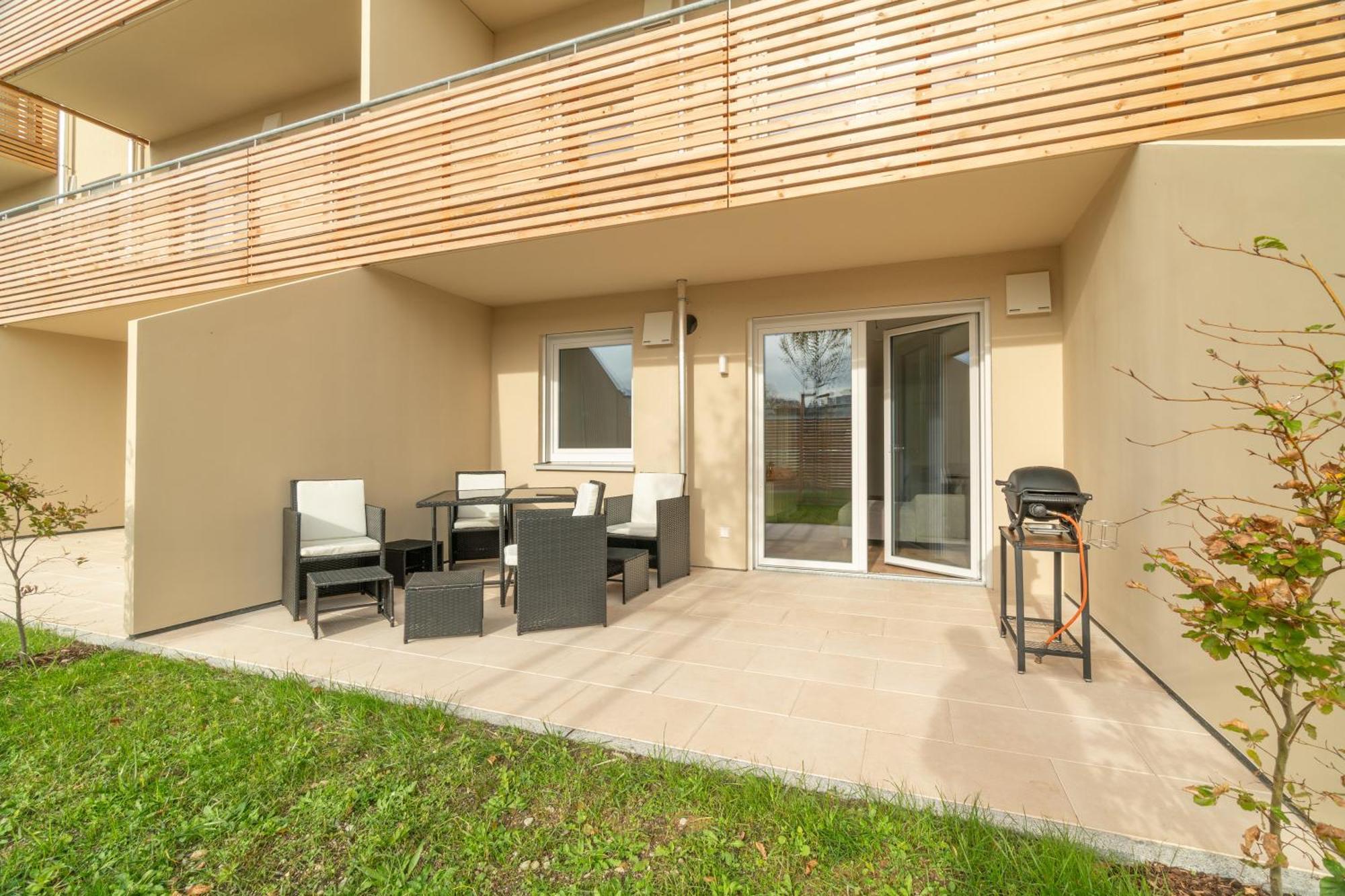 Die Gartenlounge In Bad Aibling Exterior foto